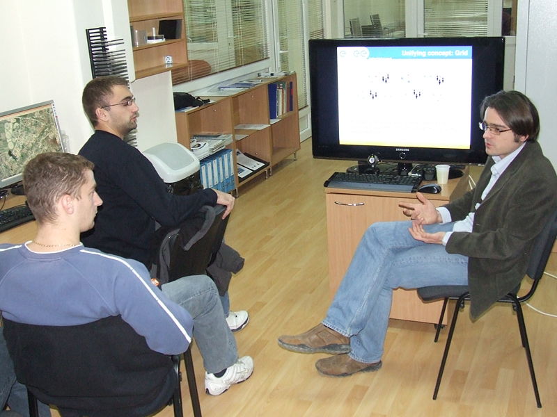 File:Introduction to Cluster and Grid Computing in Mechanical Engineering-Gallery 127.jpg