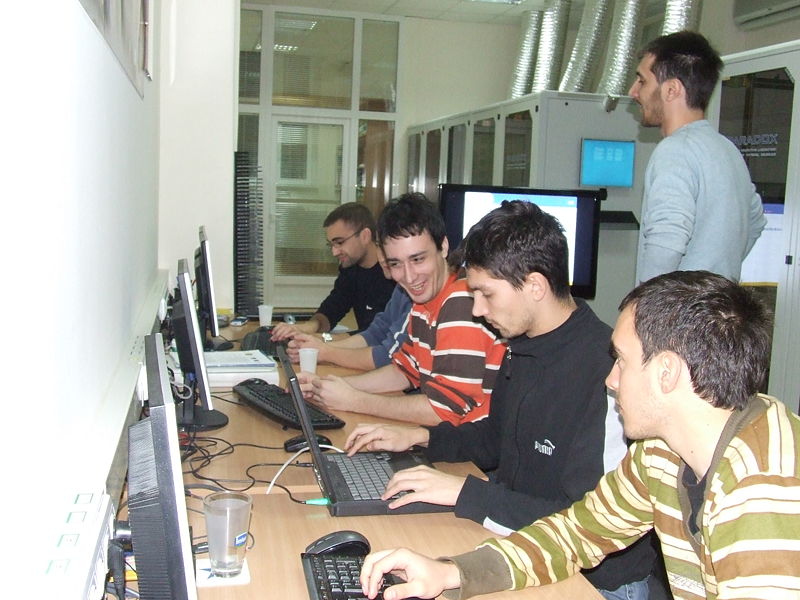 File:Introduction to Cluster and Grid Computing in Mechanical Engineering-Gallery 120.jpg